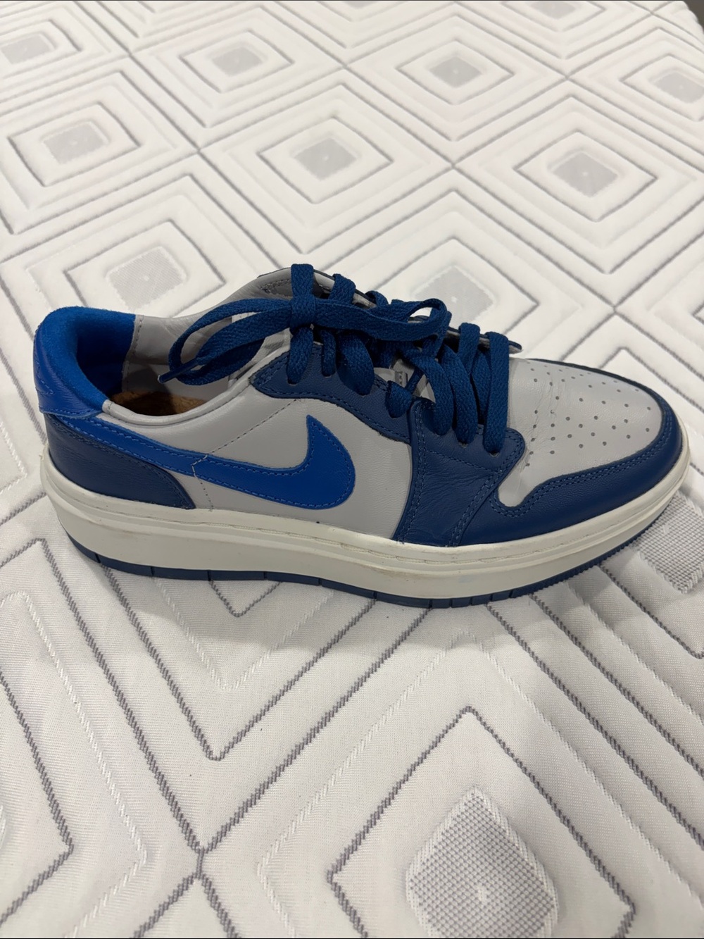 Nike Air Force Low Rise white game blue sneakers men 6/women 8